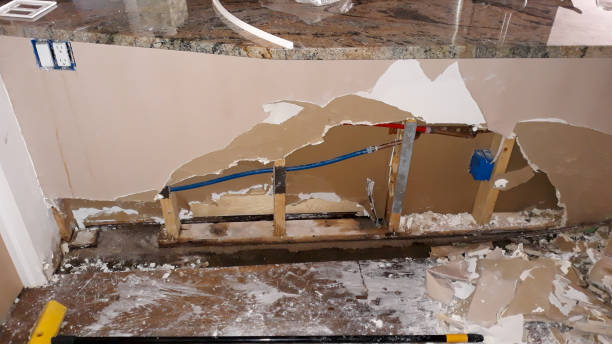 Local water damage restoration in Forest City, FL